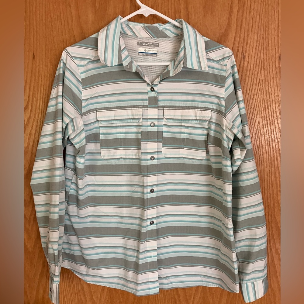 Columbia Omni Shade shirt women’s L